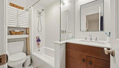 Historic 1869 Brownstone 15 min to NYC downtown - Foto 4