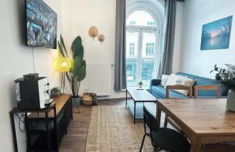 Stylish Apartment near Binnenalster for up to 8 Guests - Foto 8