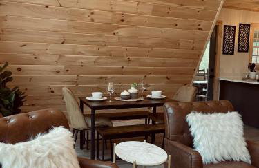 Mountain View Retreat with Large Swim Spa, Game Room - Foto 72