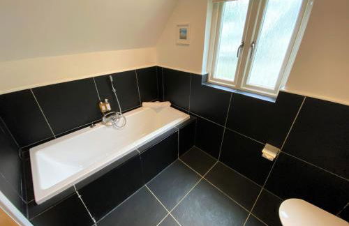 Trewhiddle Retreat V30 by Together Travel - Luxury 4-Bedroom Villa - Foto 18