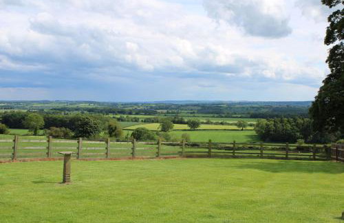 Winsbury Cottage - Photo 4