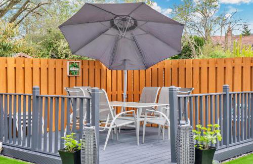 Crewe Apartment - Stylish 2 bedroom apt, Garden, Free parking, Edin City - Foto 23