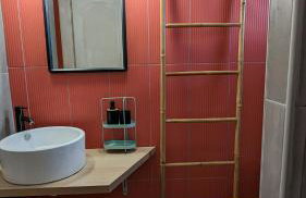 Under The Palm Tree Boutique Studios - Foto 25