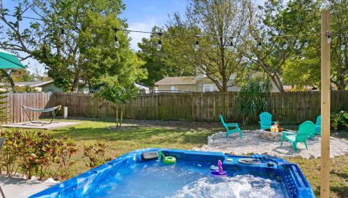 Sunny Palm Cottage W/ Hot Tub + Fire Pit + Grill + 10 to Beach! - Foto 2, Garden