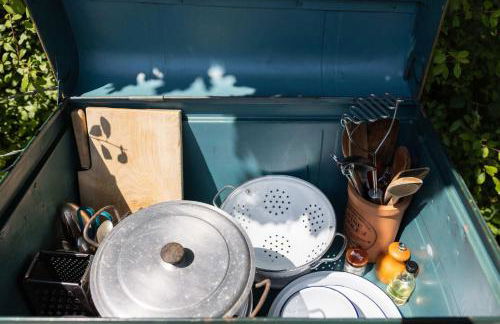 Harbour Ranch Hut - Rustic Countryside Escape - Photo 16