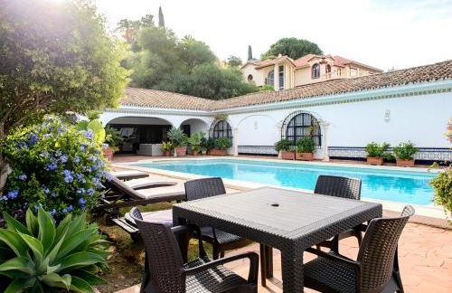 CASA MICHAEL - El Paraiso, Marbella - Photo 21