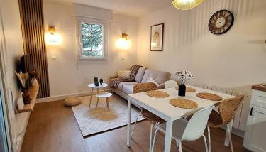 Appartement cosy refait à neuf, linge fourni - Foto 2