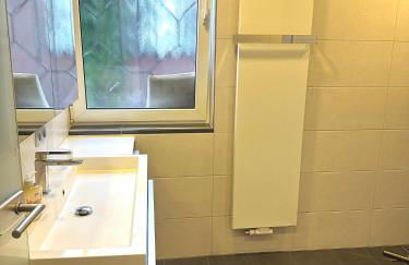 Grosse Wohnung Vollausgestattet - Foto 3