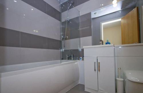 Alluring 2 Bedroom Leeds City Centre Apartment- Self Check-in,Balconied Apartment - Foto 27