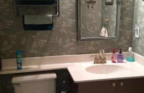 Beautiful furnished 3 BR home, pool, clubhouse access - if interested, please provide your name, contact info - Photo 28