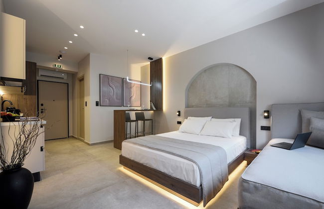 Loena Luxury Suites - Photo 5