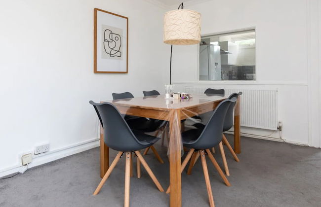 Spacious & Welcoming 4BD House - Kennington - Foto 41