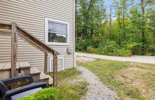 Comfy Large Bungalow - 4 Bed 1BA On Private Pond - Foto 10