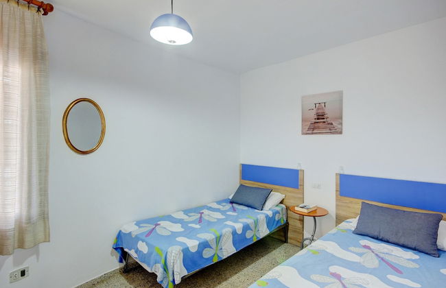 Apartment in Roses With Beachfront View - Photo 3