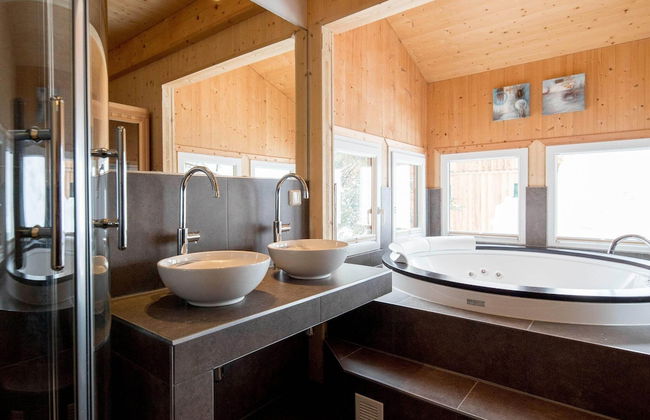 Attractive Chalet With hot tub - Foto 16