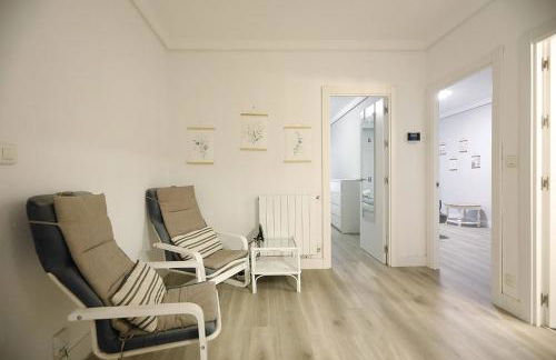 Precioso Piso Céntrico Con Aparcamiento Gratuito - Foto 8