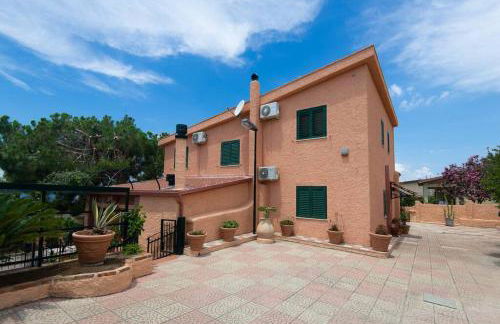 Villa Adelaide, Casa Vacanze a Reggio Calabria - Foto 3