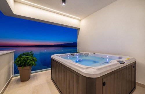 Luxury Villa Novita with Pool - Photo 71