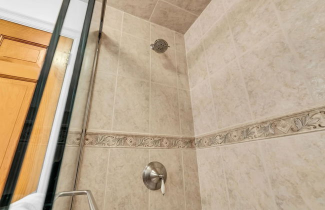 Fall Family Oasis Fireplace Theater and Games - Foto 58