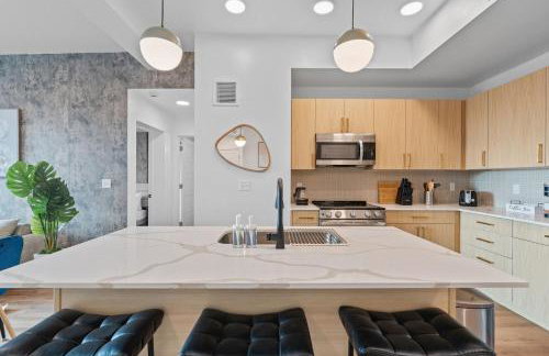 Stylish 2BR with Pool Central SLC - Great Access - Foto 3