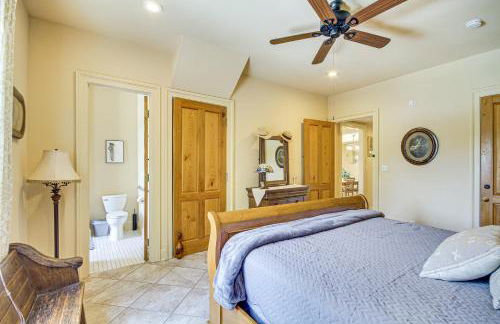 Eclectic Mandeville Home Walk to Lakefront Park - Foto 13