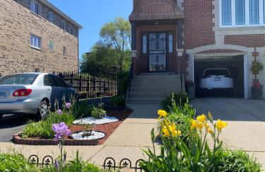 3BR-2BA Deluxe Apartment with Fireplace and Balcony - Foto 3