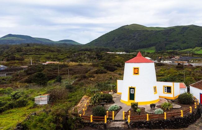 Moinho Pedra Pomes in Santa Cruz da Graciosa - Foto 2