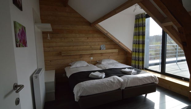 Superb Holiday Home With Barbecue - Foto 2, Zimmer