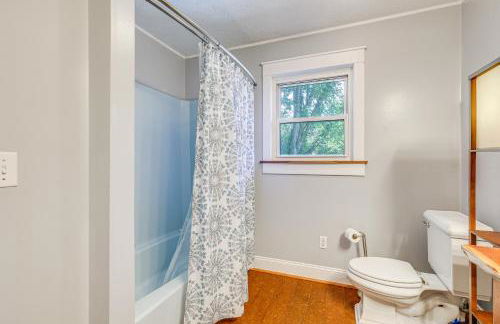 Blacksburg Hideaway with Hot Tub about 5 Mi to Campus! - Foto 11