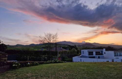 Vila Vicente Jacuzzi, Sauna and Parking - Photo 25