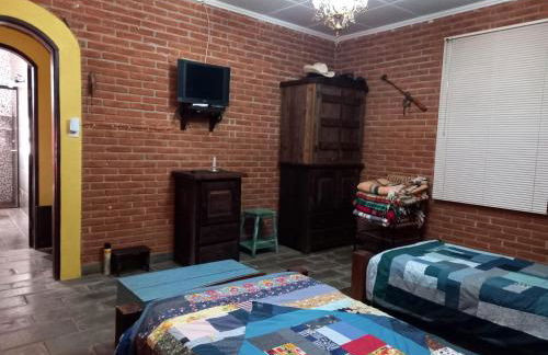 Casa de campo serrana, alegre e com piscina - Foto 36