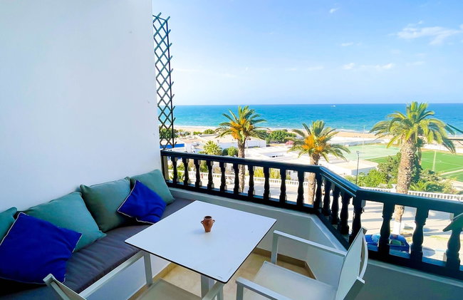 The Perfect View in Site Arch Ologique de Carthage - Foto 23