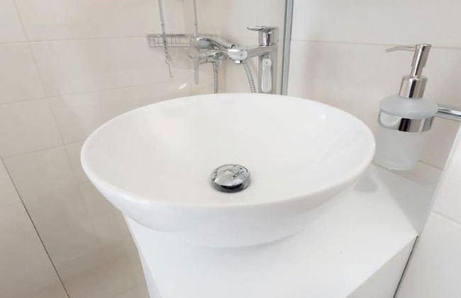 Jele - Perfect Location - A1 - Photo 9