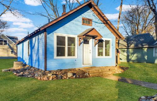 Okoboji BLUEtiful Cottage - Photo 3