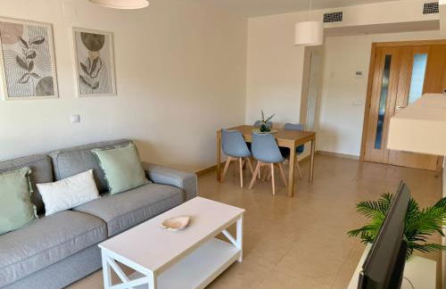 Apartamento acogedor en urbanización Panorámica Golf, Sant Jordi - Foto 2