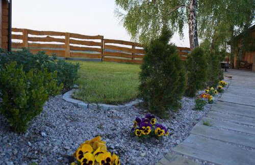 Drewniany Zakątek z sauną i jacuzzi - Foto 38