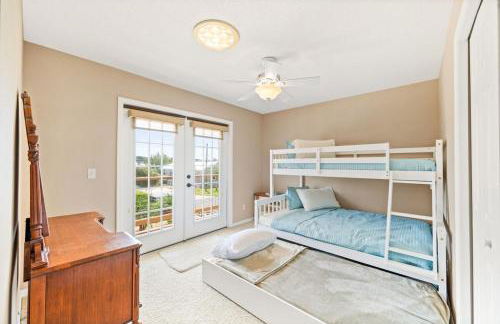 Waterfront St Johns River near springs with boat dock and water sports - Foto 29