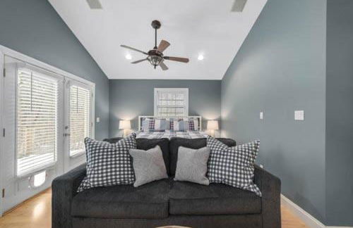 Sunset Cove Lakefront Luxury Lodge with Private Dock - Foto 60