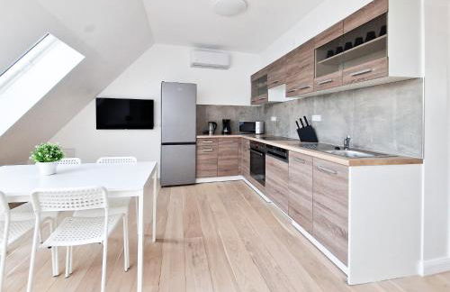 Tolstov Apartments - City Apartments with 1 or 2 Rooms - 15 Min to Messe DUS and Old Town DUS - Foto 21