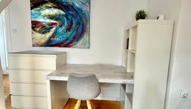 Schönes City-Apartment mit 2 Schlafzimmer, Parkplatz, ruhig und hell, D46-DG - Photo 5