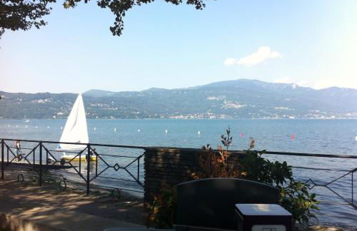 Cerro Lake view perfect for families, walk to the beach! - Photo 6