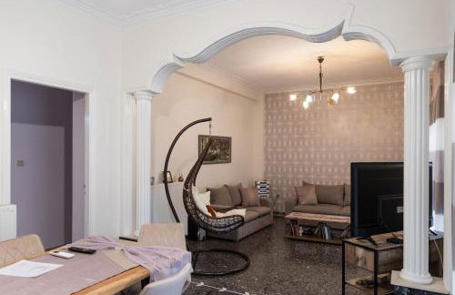 Cherry's house, Petroupoli! Athens! - Foto 2