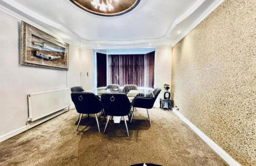 13 Guests - Free Parking - Manchester House - Foto 30