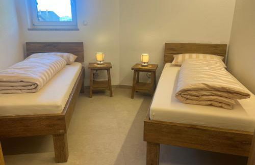 Ferienwohnung, 2 Zimmer, 4 bis 6 Personen, 67 qm, mit großem Balkon, entlang am Fluss, an der Aach, am Bodensee, nah am Naturschutzgebiet - Foto 7