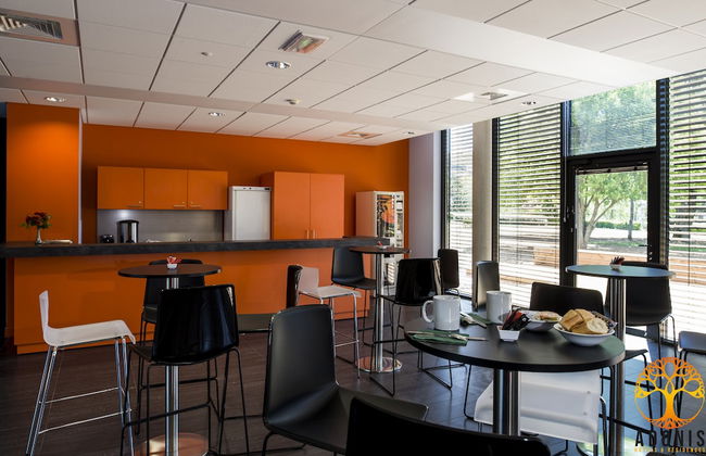 Adonis Dijon Maison Internationale - Photo 20