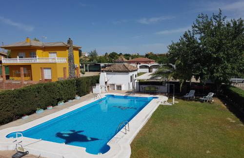 Charming Villa in Linares with Private Pool - Foto 2