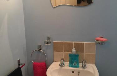 Quiet times away from city noise, but not too far! - Foto 28