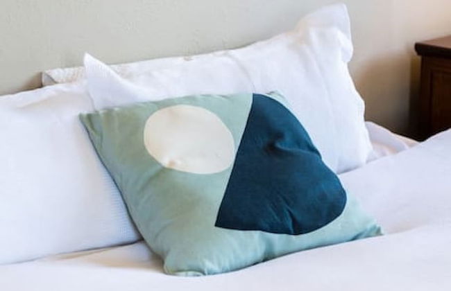 Beautiful 2 Story Manor Close to Beach and all - Foto 62