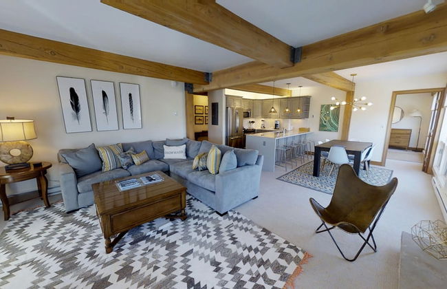 Top of the Village - Foto 80