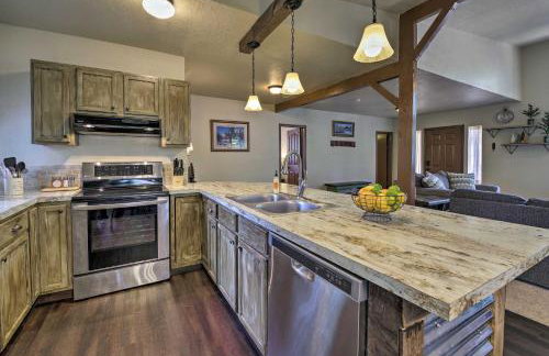 Private Cabin, 5-Min Drive to Hot Springs and Golf! - Foto 11